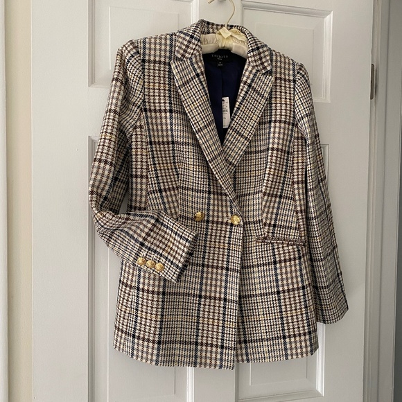 New Blazer - Picture 1 of 3